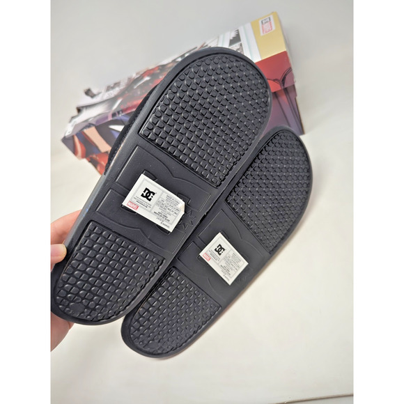 RARE DC Shoes Marvel Deadpool Collection Manual Skate slides Size 9 sandals main image 9